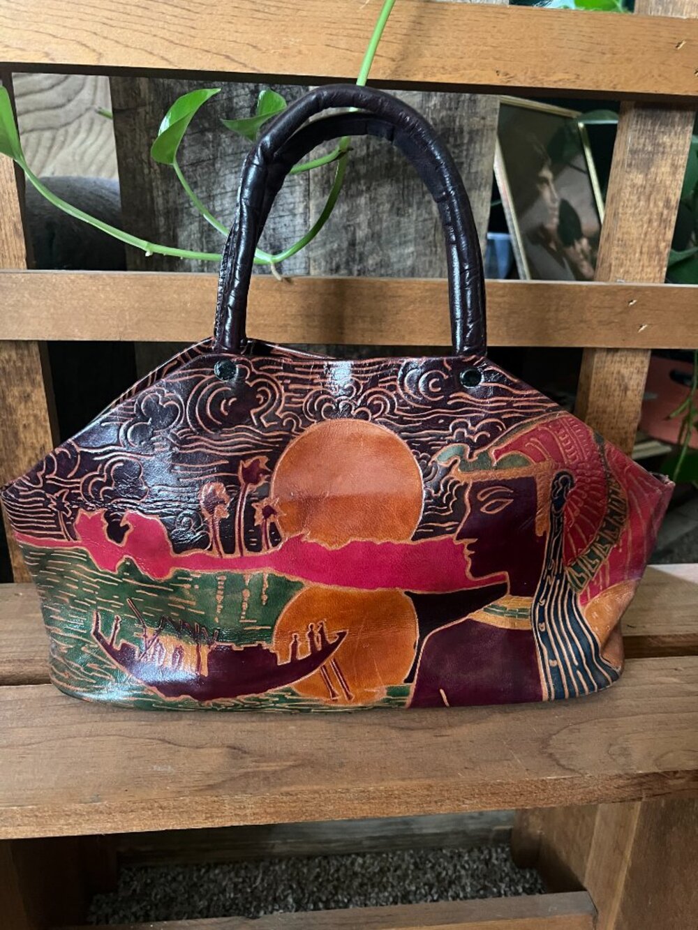 Vintage Shantiniketan Hand-Tooled Embossed Leather Handbag - Picture 3 of 6